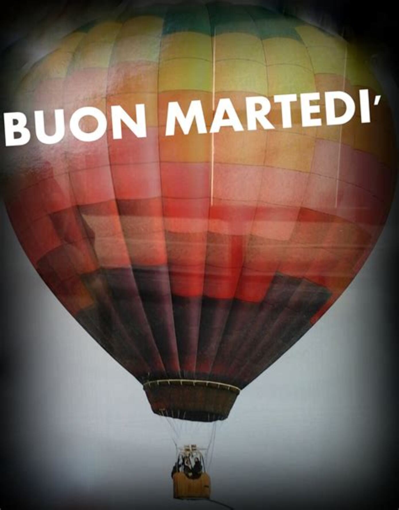 Buon Martedì immagini colorate